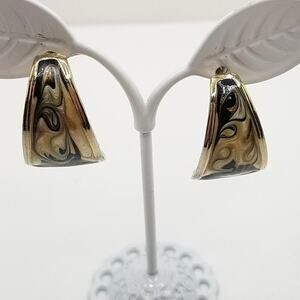 Vintage Enamel Earrings Black Beige Gold Swirl Pattern Gold Tone Post Jewelry